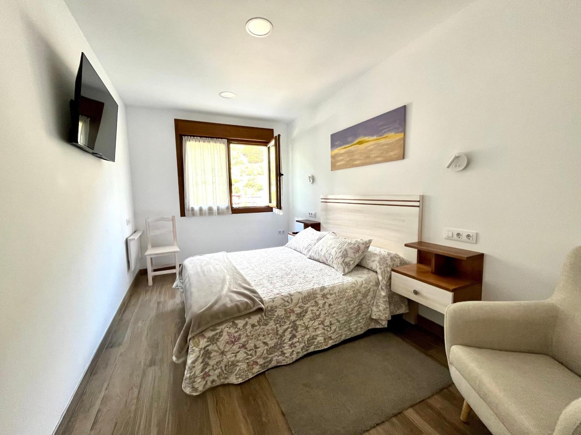 Apartamento Valbuena Потес Экстерьер фото